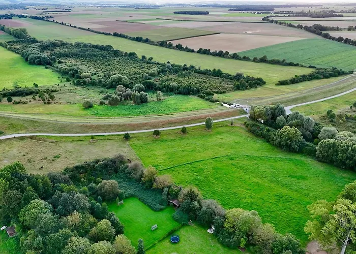 Apartmán Klamar Monteur Wohnzimmer Esszimmer 1 Schlafzimmer Kueche Diele Bad In Erftstadt *