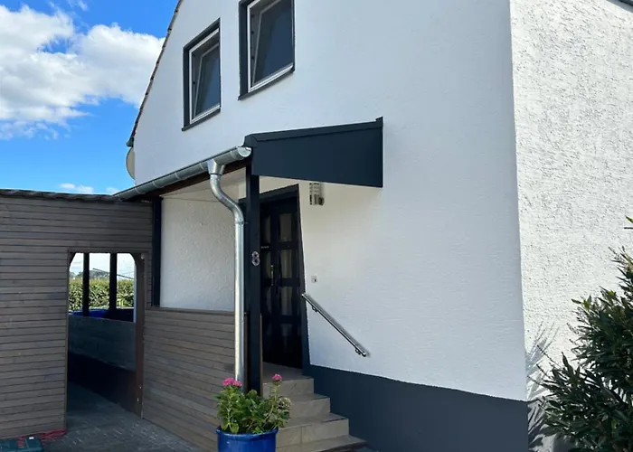 Klamar Monteur Wohnzimmer Esszimmer 1 Schlafzimmer Kueche Diele Bad In Erftstadt Apartmán *